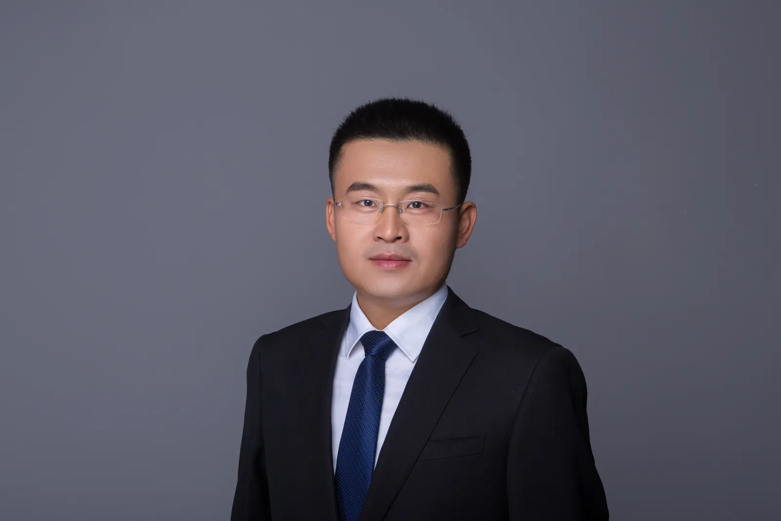 经纪人（待完善资料）
